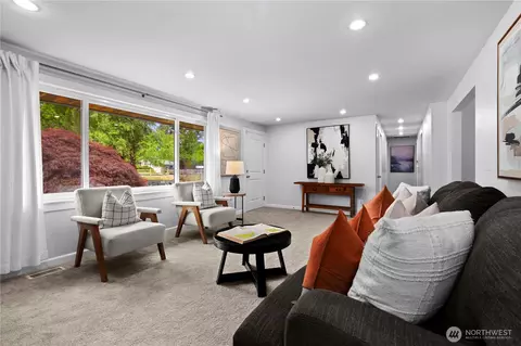 Living - 2604 133rd Pl SE, Mill Creek, WA 98012 photo 1 of 1