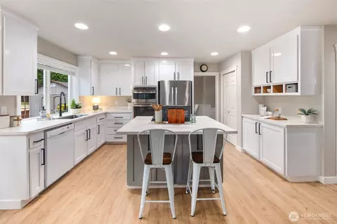 Kitchen - 1514 232nd Pl SW, Bothell, WA 98021 photo 1 of 3