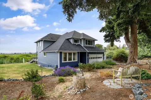 179 Perry Dr, Coupeville, WA 98239