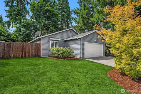 2705 NE 23rd Pl, Renton, WA 98056