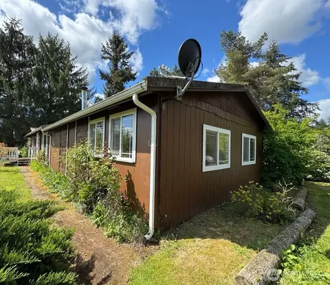 487 Stowell Rd, Onalaska, WA 98570