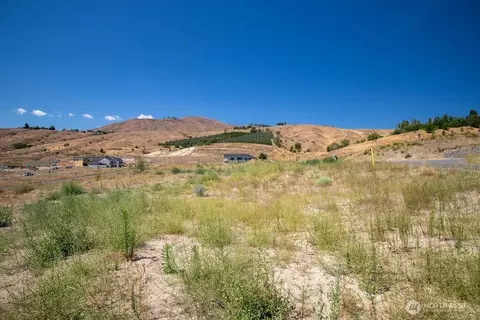 0 Lot 3 Farmstead Ln, Wenatchee, WA 98801