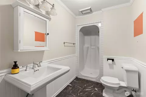 Bath - 145 Three Mtn Way, Chehalis, WA 98532 photo 4 of 5