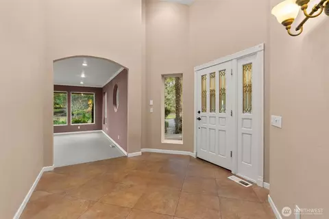 Entry Way - 145 Three Mtn Way, Chehalis, WA 98532 photo 1 of 2