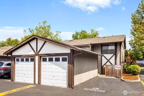 317 SW 112th Street Ct #C314, Seattle, WA 98146