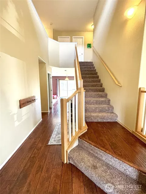 218 Kendall St NE, Orting, WA 98360 photo 2