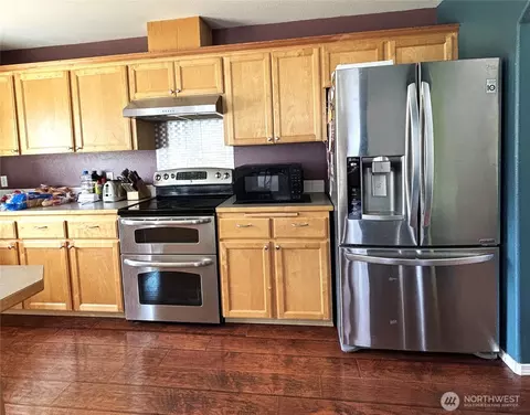 218 Kendall St NE, Orting, WA 98360 photo 4