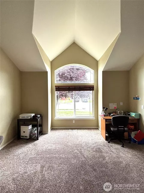 218 Kendall St NE, Orting, WA 98360 photo 7