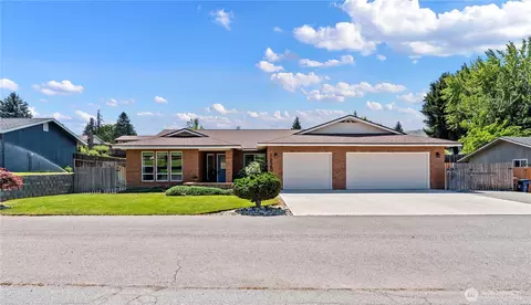 1220 2nd St SE, East Wenatchee, WA 98802