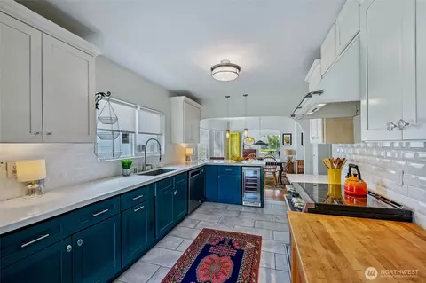 Kitchen - 912 N 88th St, Seattle, WA 98103 photo 4 of 4