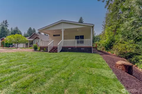 9010 Denise Pl NE, Bremerton, WA 98311
