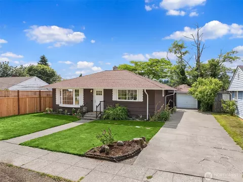 7337 19th Ave SW, Seattle, WA 98106