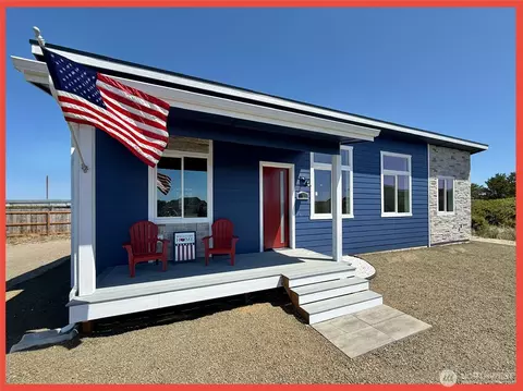 1234 Galaxy Ct, Ocean Shores, WA 98569