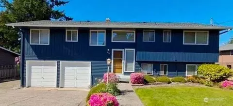 842 S 235th Pl, Des Moines, WA 98198