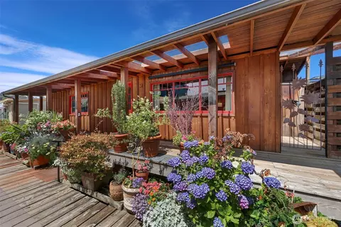 2019 Fairview Ave E #M, Seattle, WA 98102 photo 2