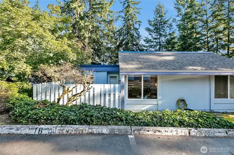 4300 NE Sunset Blvd #D8, Renton, WA 98059