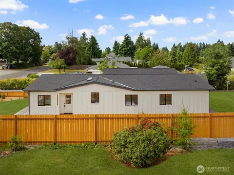 7605 20th Ave E, Tacoma, WA 98404