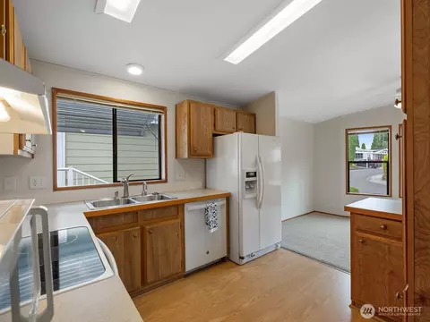 23825 15th Ave SE #28, Bothell, WA 98021 photo 8