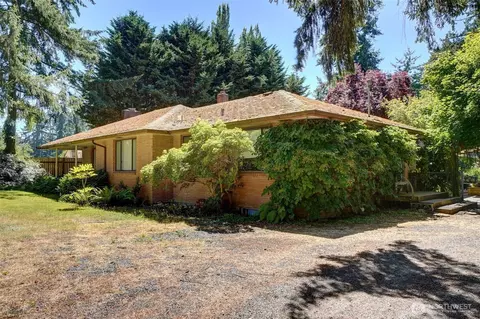 16006 Spanaway Loop Rd S, Spanaway, WA 98387 photo 2