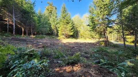 5728 Duane Ln NW, Olympia, WA 98502