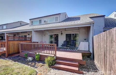 405 NE 85th St #H, Vancouver, WA 98665