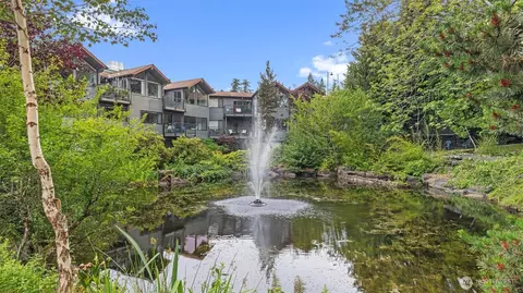 19428 Aurora Ave N #332, Shoreline, WA 98133