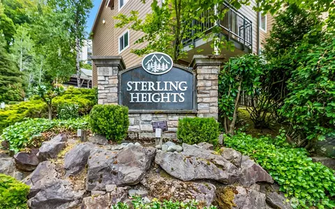 13021 SE 38th St #C6, Bellevue, WA 98006