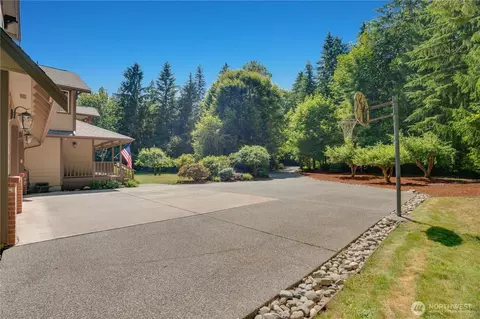 Exterior - 36434 249th Ave SE, Enumclaw, WA 98022 photo 9 of 13