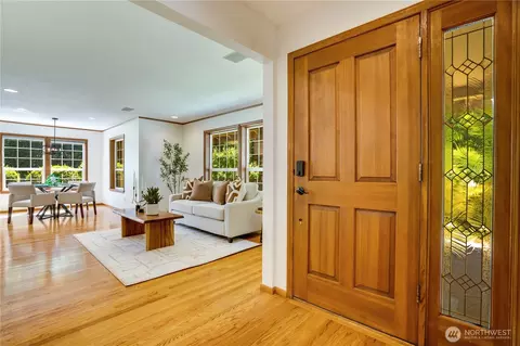 Entry Way - 36434 249th Ave SE, Enumclaw, WA 98022 photo 1 of 4