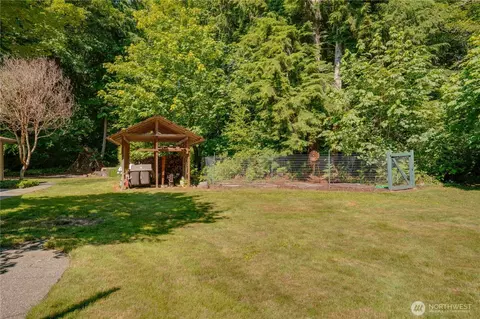 Exterior - 36434 249th Ave SE, Enumclaw, WA 98022 photo 10 of 13