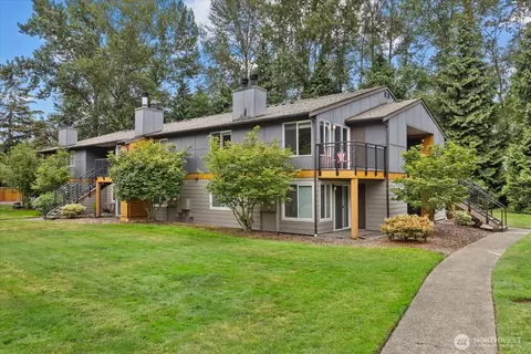 10831 NE 147th Ln #R202, Bothell, WA 98011