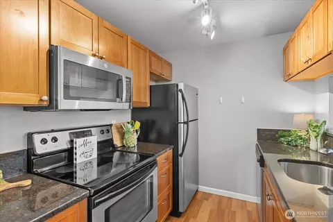 10831 NE 147th Ln #R202, Bothell, WA 98011 photo 9