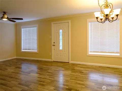 Living - 1144 Lafromboise St, Enumclaw, WA 98022 photo 3 of 3