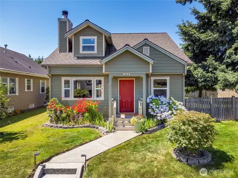 2014 Oakes Ave, Everett, WA 98201