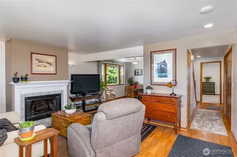 2014 Oakes Ave, Everett, WA 98201 photo 6
