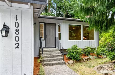 Exterior - 10802 29th Dr SE, Everett, WA 98208 photo 2 of 3