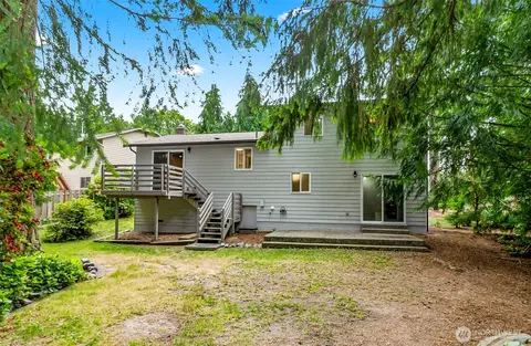 Exterior - 10802 29th Dr SE, Everett, WA 98208 photo 3 of 3