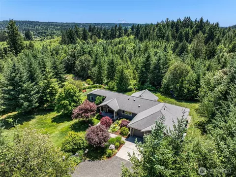 931 SW Moose Hill Ct, Port Orchard, WA 98367