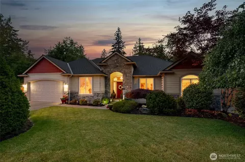 8206 66th Avenue Ct E, Puyallup, WA 98371