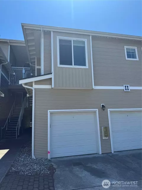 Exterior - 14915 38th Dr SE #II2051, Bothell, WA 98012 photo 3 of 10