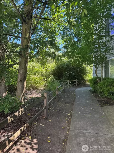 Exterior - 14915 38th Dr SE #II2051, Bothell, WA 98012 photo 6 of 10