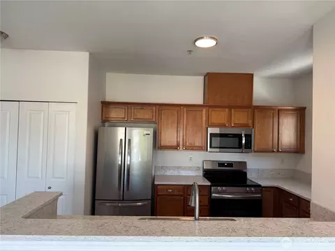 Kitchen - 14915 38th Dr SE #II2051, Bothell, WA 98012 photo 4 of 7