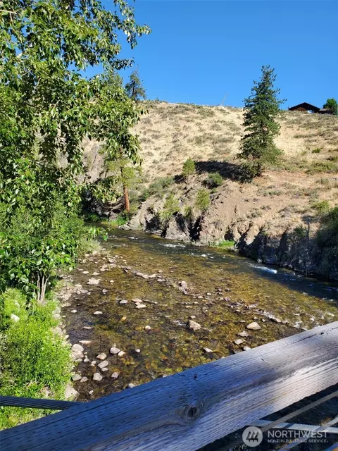 615 Pine Loop, Winthrop, WA 98862