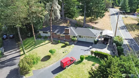 902 Duffy St, Centralia, WA 98531