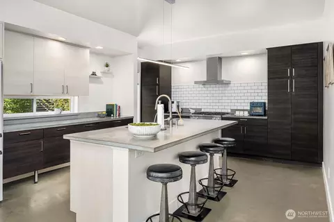 Kitchen - 8622 NE 177th Pl, Bothell, WA 98011 photo 1 of 6