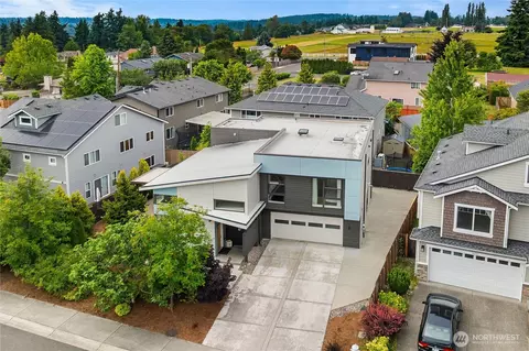 View/Area - 8622 NE 177th Pl, Bothell, WA 98011 photo 1 of 5
