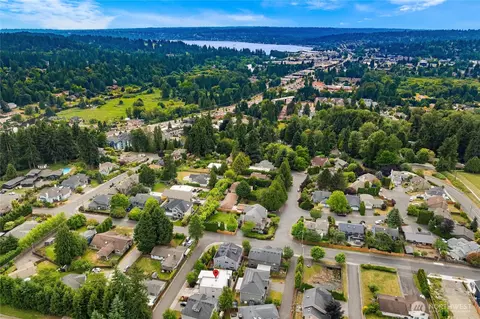 View/Area - 8622 NE 177th Pl, Bothell, WA 98011 photo 4 of 5