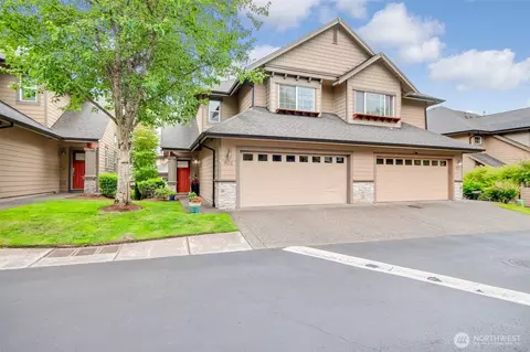 13824 N Creek Dr #901, Mill Creek, WA 98012