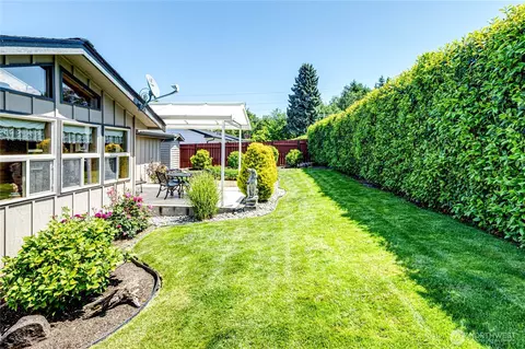 Exterior - 305 Norman St, Sequim, WA 98382 photo 3 of 9