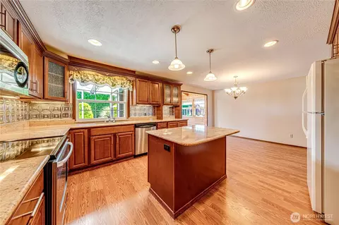 Kitchen - 305 Norman St, Sequim, WA 98382 photo 2 of 4